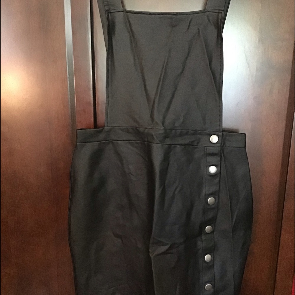 🖤🖤🔥 faux leather overall dress NWOT